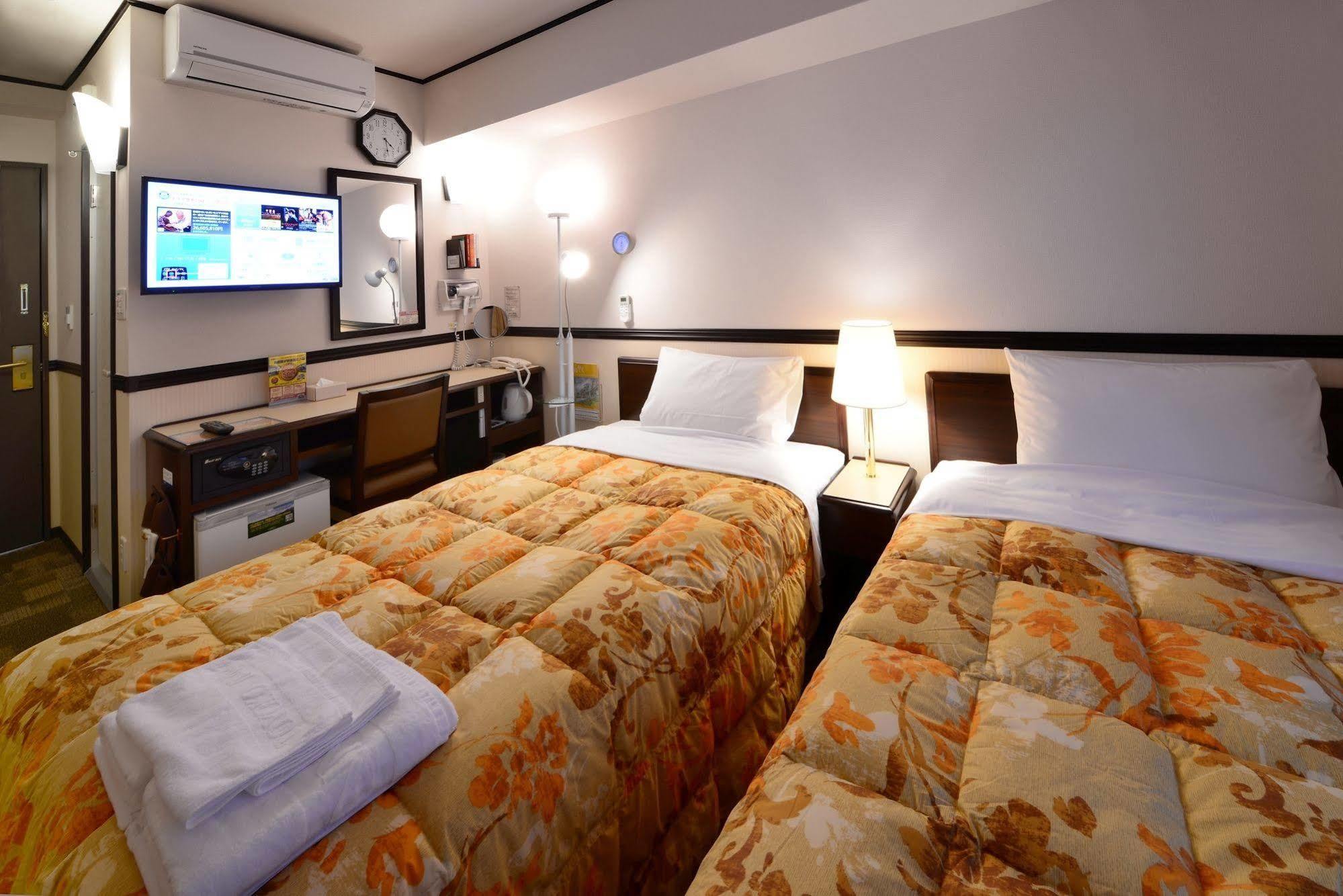 Toyoko Inn Aizuwakamatsu Ekimae Εξωτερικό φωτογραφία